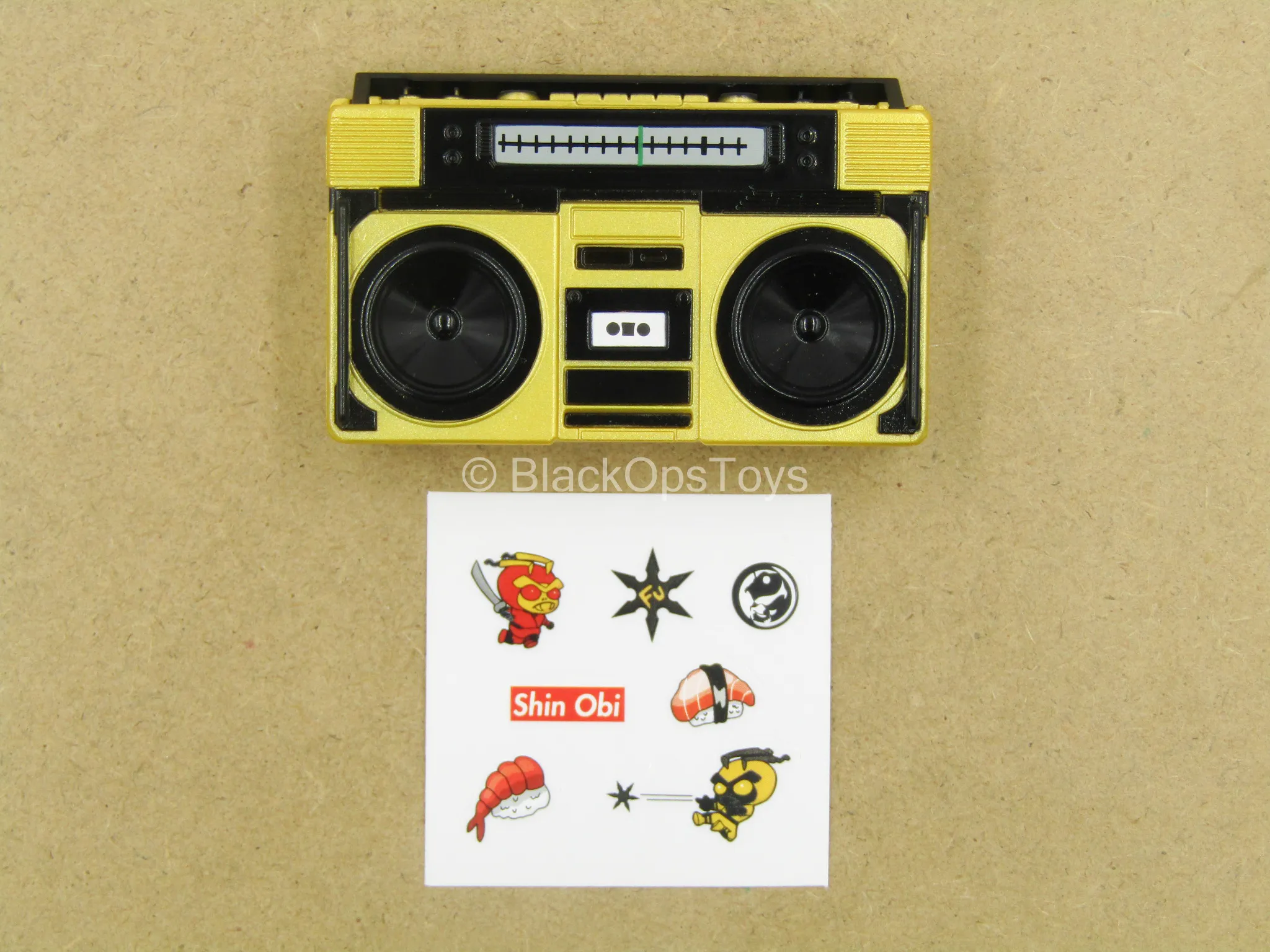 1/12 - Golden Dragon - Gomez - Gold Like Boombox w/Stickers