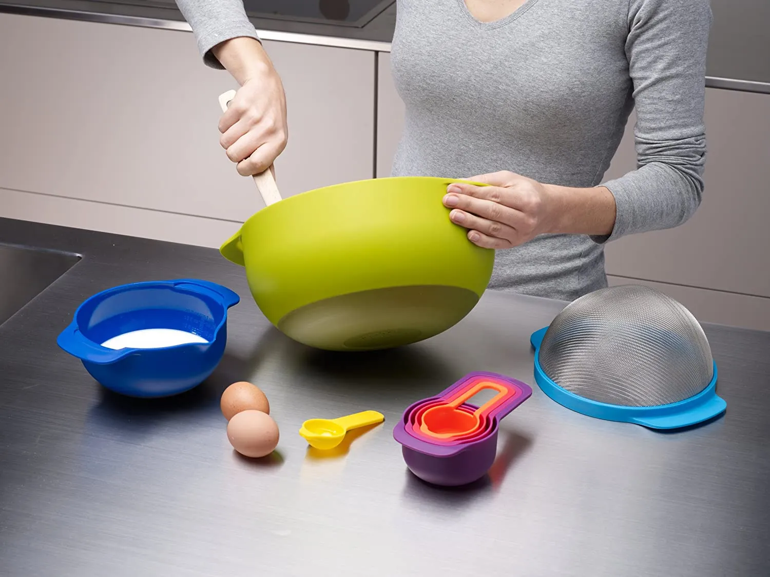 Joseph Joseph Nest 9 Nesting Bowls Set with Mixing Bowls Measuring Cups Sieve Colander, 9-Piece, Multicolored